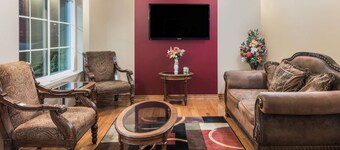 Super 8 by Wyndham Fort Worth North