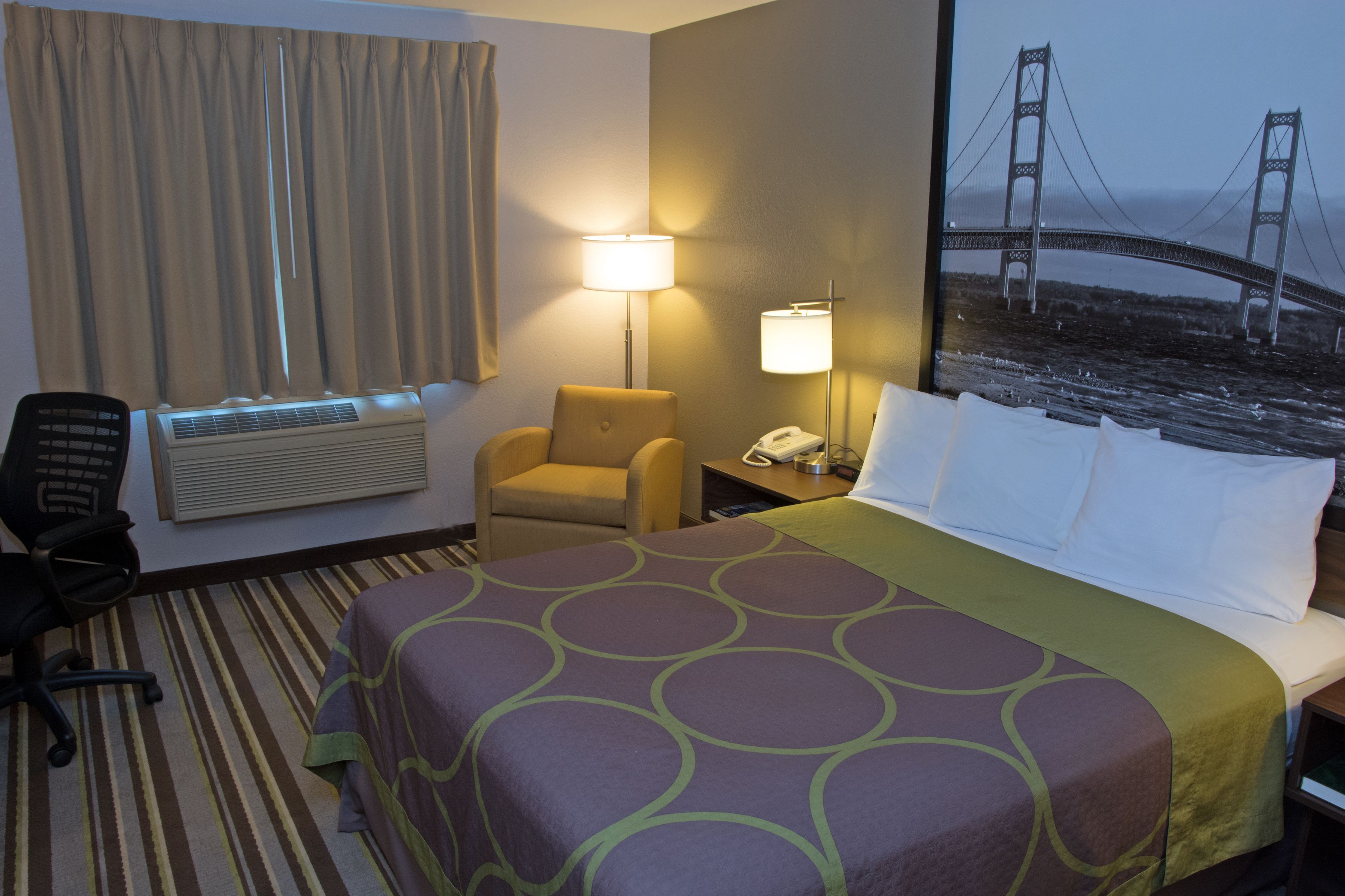 desk, free cots/infant beds, rollaway beds, free wifi