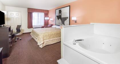 Premier Inn Palestine