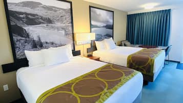 Bureau, espace de travail pour ordinateur portable, rideaux occultants