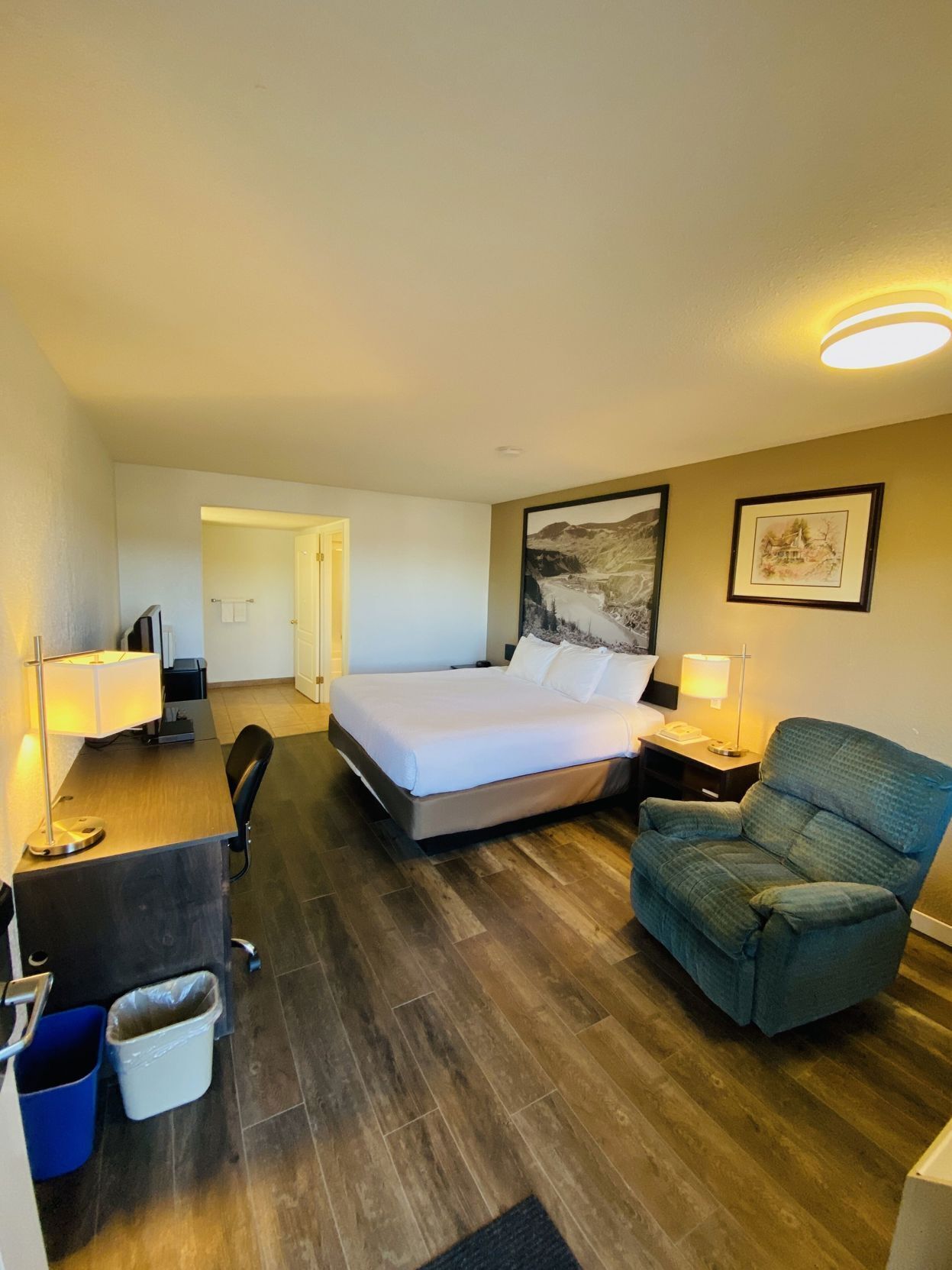 Desk, laptop workspace, blackout curtains, free WiFi