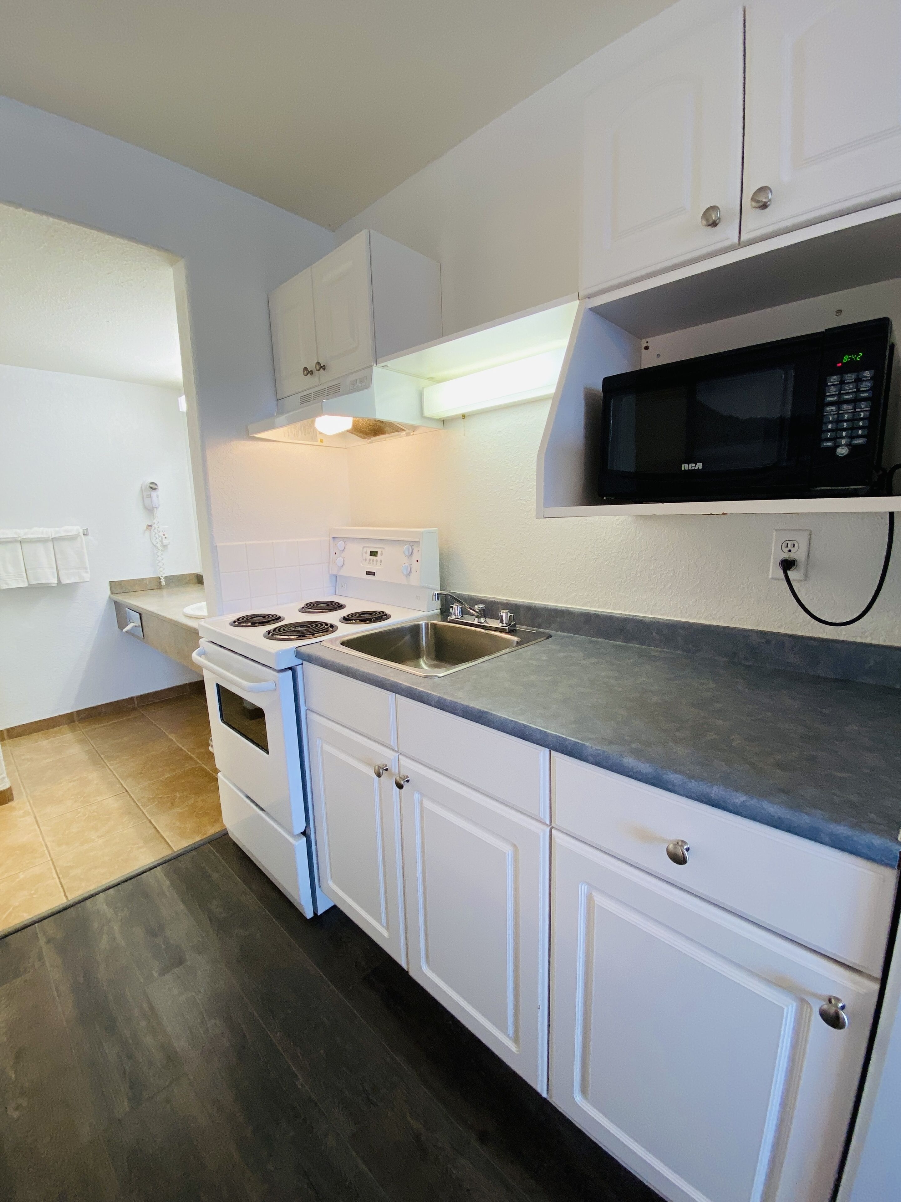 Room, 2 Queen Beds, Kitchen