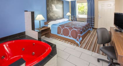 Super 8 by Wyndham Dothan