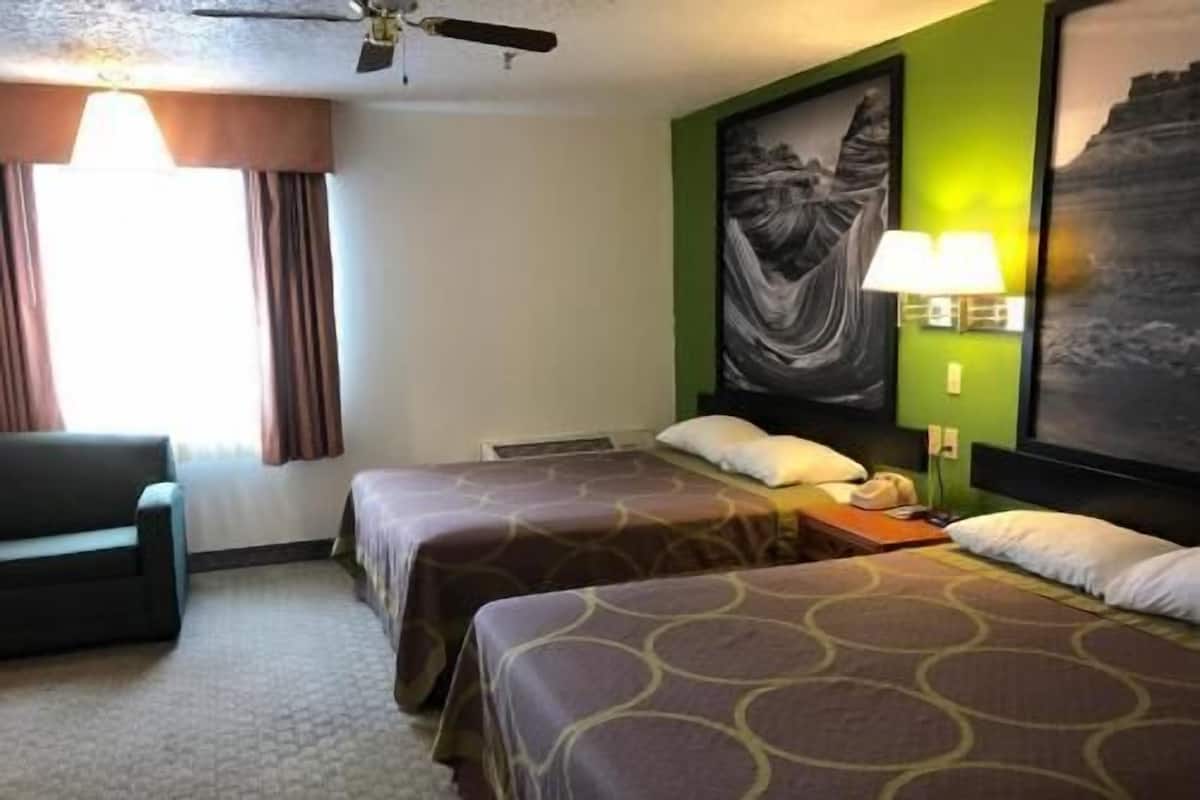 Desk, blackout drapes, iron/ironing board, free WiFi