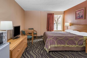 Iron/ironing board, free cots/infant beds, rollaway beds, free WiFi - Super 8 by Wyndham Batavia E of Darien Lake Theme Park (Batavia)