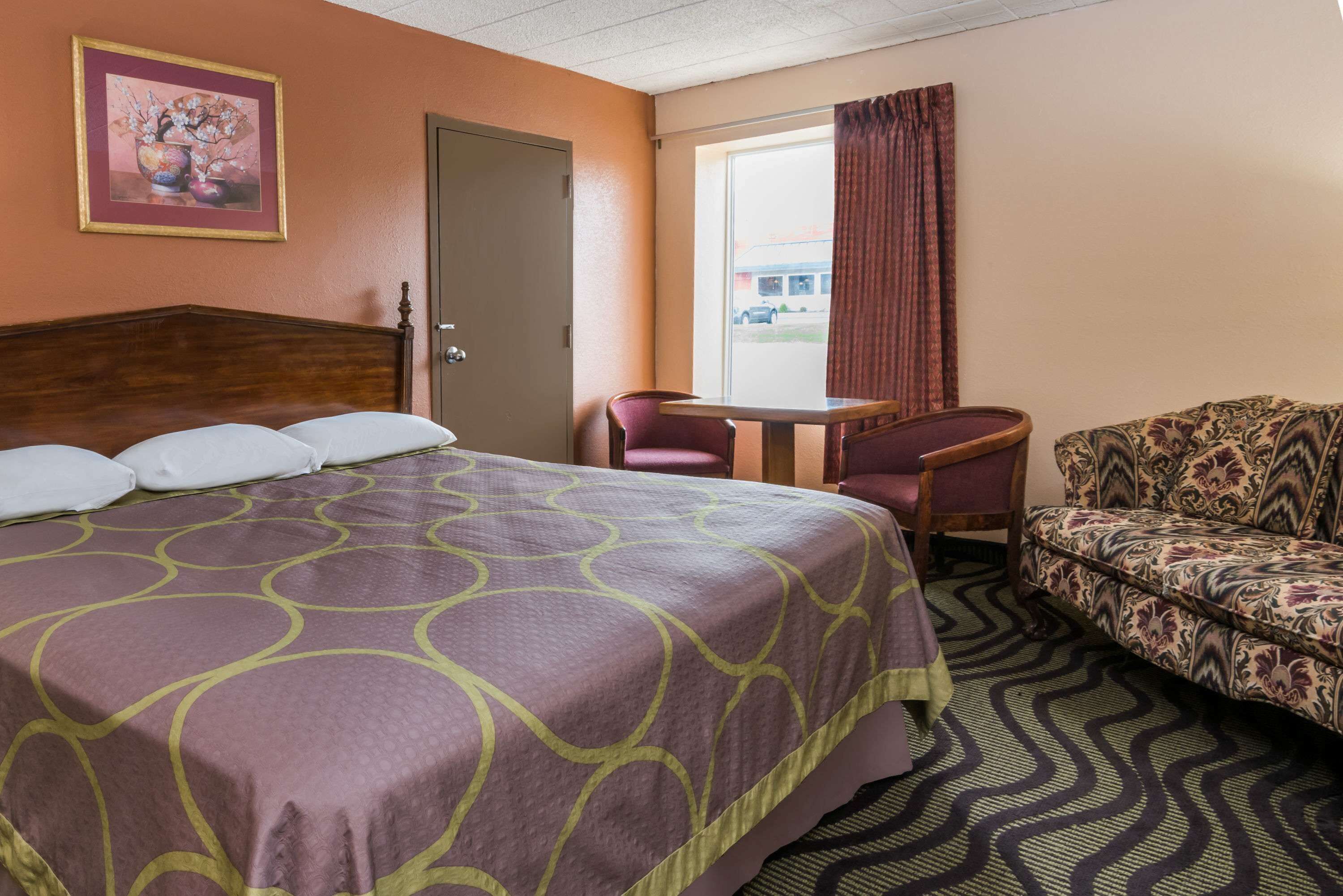 Iron/ironing board, free cots/infant beds, rollaway beds, free WiFi