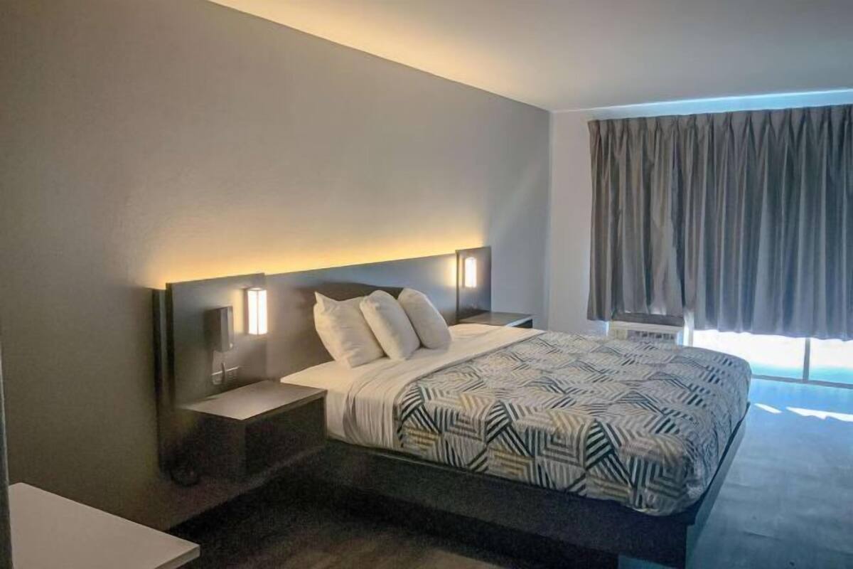 Desk, iron/ironing board, free WiFi, bed sheets