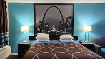 Desk, iron/ironing board, rollaway beds, free WiFi