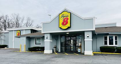 Super 8 by Wyndham Carlisle North