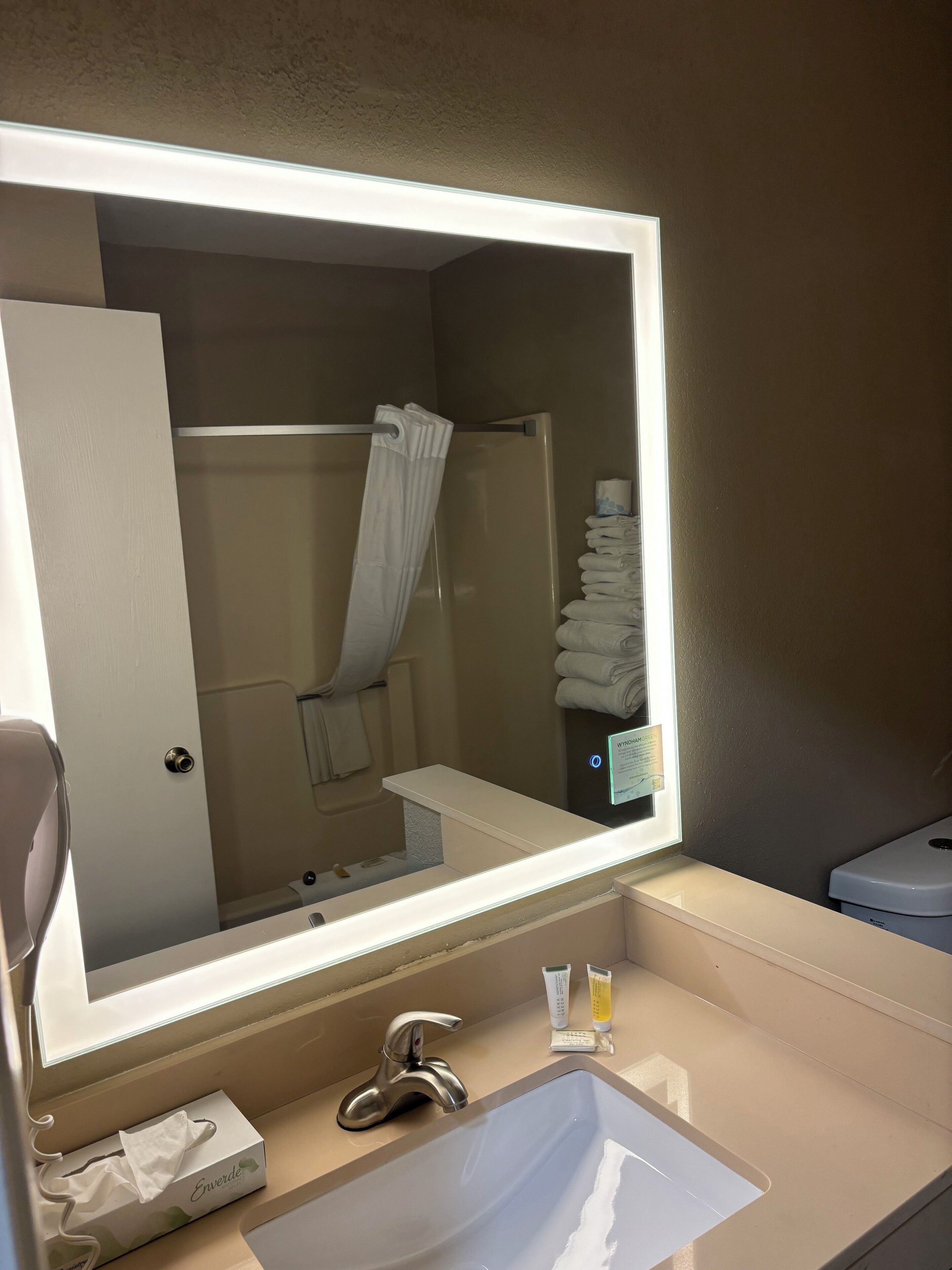 Standard Room, 2 Queen Beds | Bathroom | Free toiletries, hair dryer, towels, soap