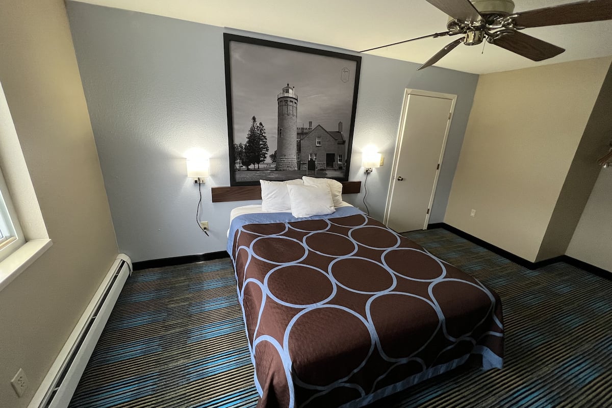 Suite, 2 Queen Beds, Non Smoking (One-Bedroom) | Desk, blackout drapes, free cribs/infant beds, rollaway beds