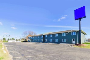 Fachada de la propiedad