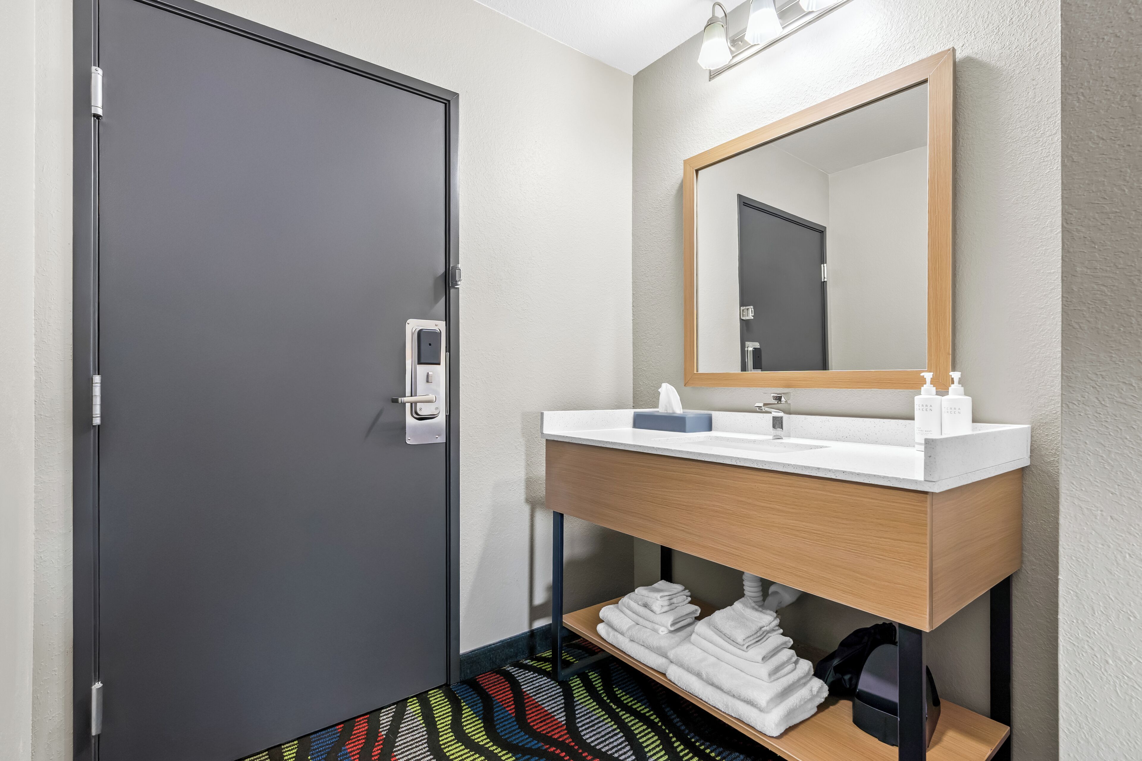 免費盥洗用品、吹風機、毛巾