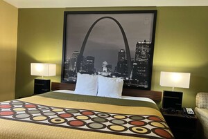 Caja de seguridad en la habitación, escritorio y cortinas blackout 