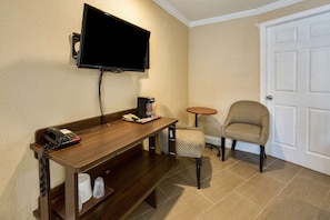 Room, 1 King Bed | Desk, laptop workspace, soundproofing, iron/ironing board