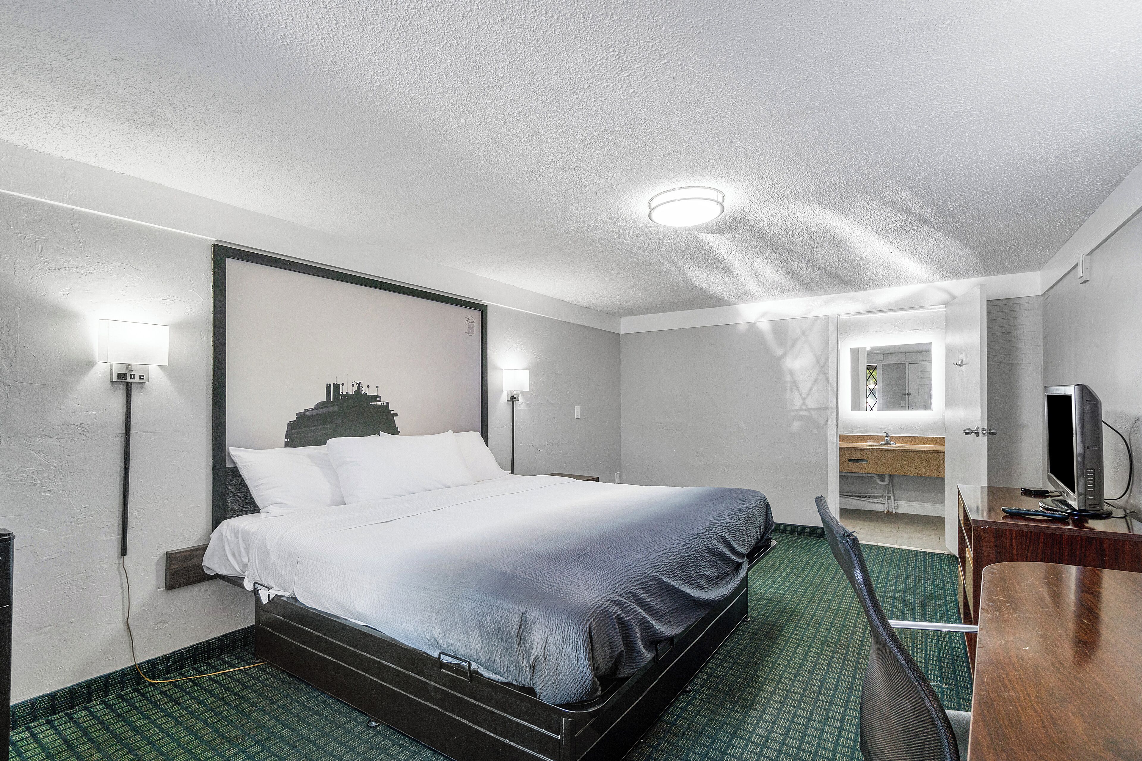 Room, 1 King Bed, Accessible, Bathtub (Mobility/Hearing, Grab bars) | Desk, laptop workspace, blackout drapes, iron/ironing board (on request)