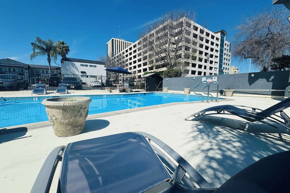 SureStay by Best Western Fresno Central