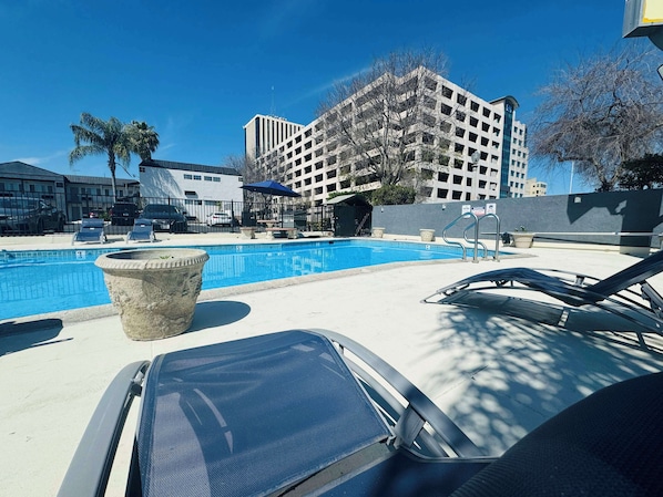 Piscine extérieure