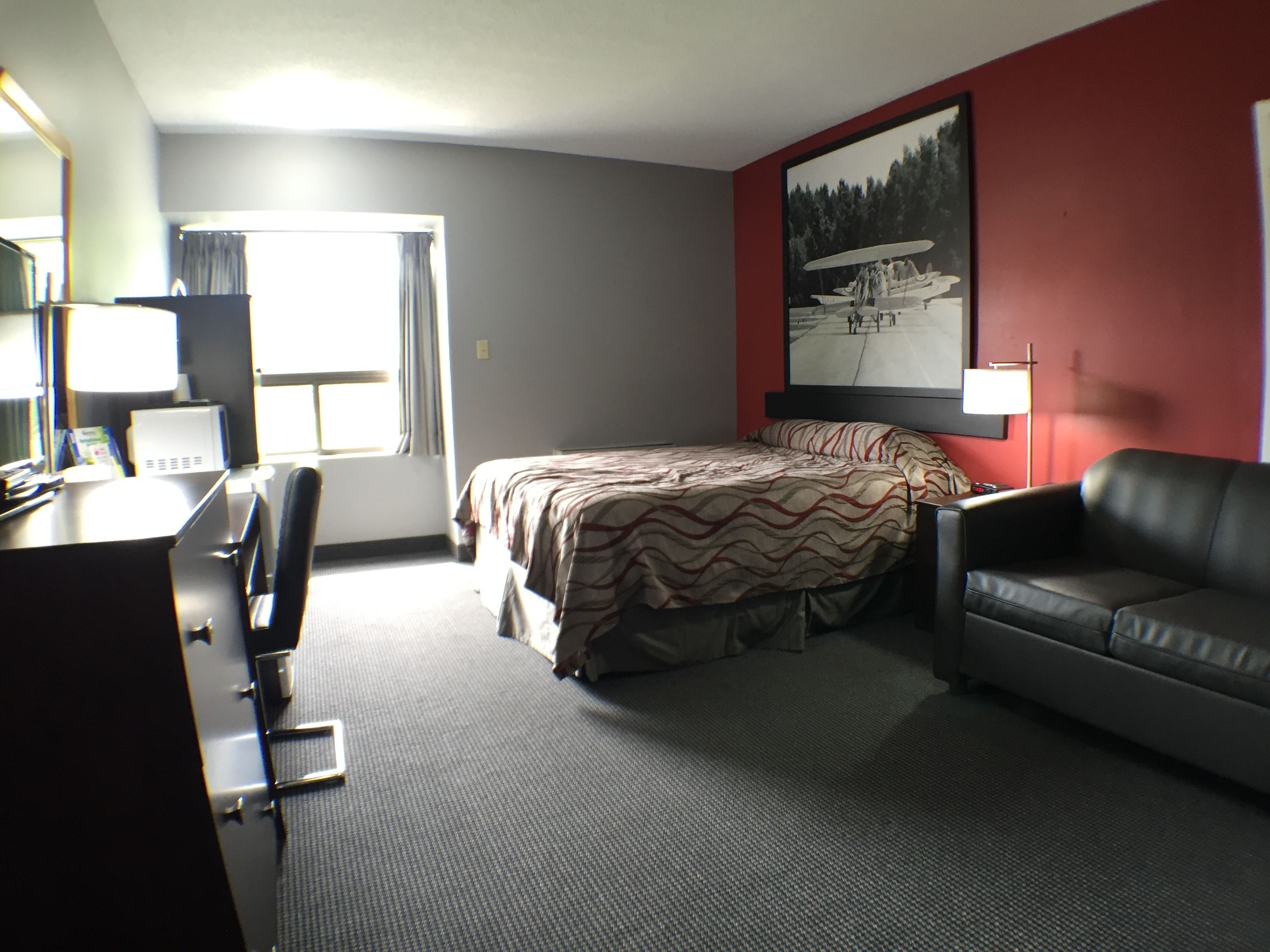 standard room, 1 queen bed | desk, iron/ironing board, free cots/infant beds, free wifi