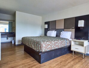 Iron/ironing board, free WiFi, bed sheets, alarm clocks - Magnuson Hotel Jacksonville Downtown (Jacksonville)