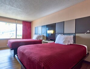 Iron/ironing board, free WiFi, bed sheets, alarm clocks - Magnuson Hotel Jacksonville Downtown (Jacksonville)