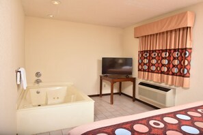 Suite, 1 King Bed, Non Smoking | Premium bedding, down comforters, pillowtop beds, desk - Super 8 by Wyndham Springfield/Battlefield (Springfield)