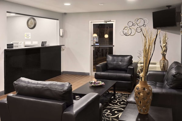 Lobby - Super 8 by Wyndham Ardmore (Ardmore)