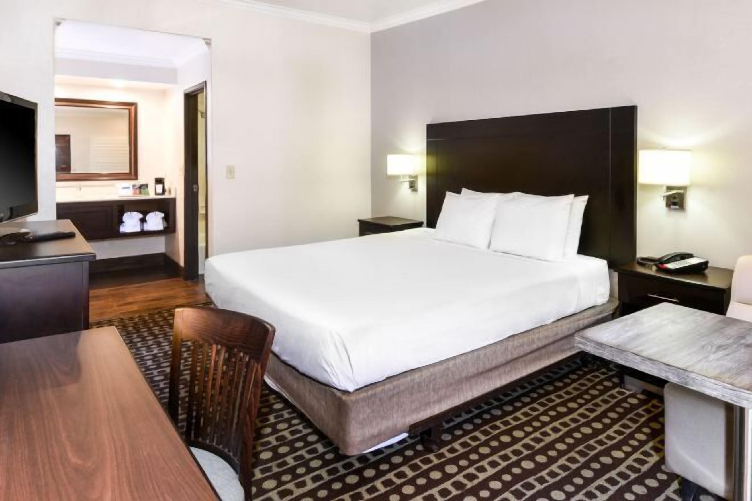 Desk, rollaway beds, free WiFi, bed sheets