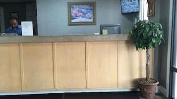Check-in/check-out kiosk