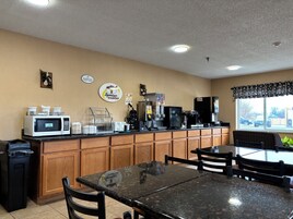 Café da manhã continental grátis todos os dias