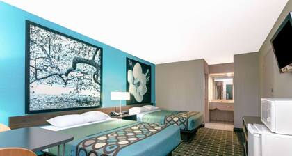 Super 8 by Wyndham Brunswick South/I-95