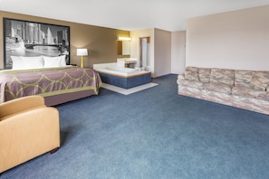 Deluxe Studio Suite, 1 King Bed, Non Smoking