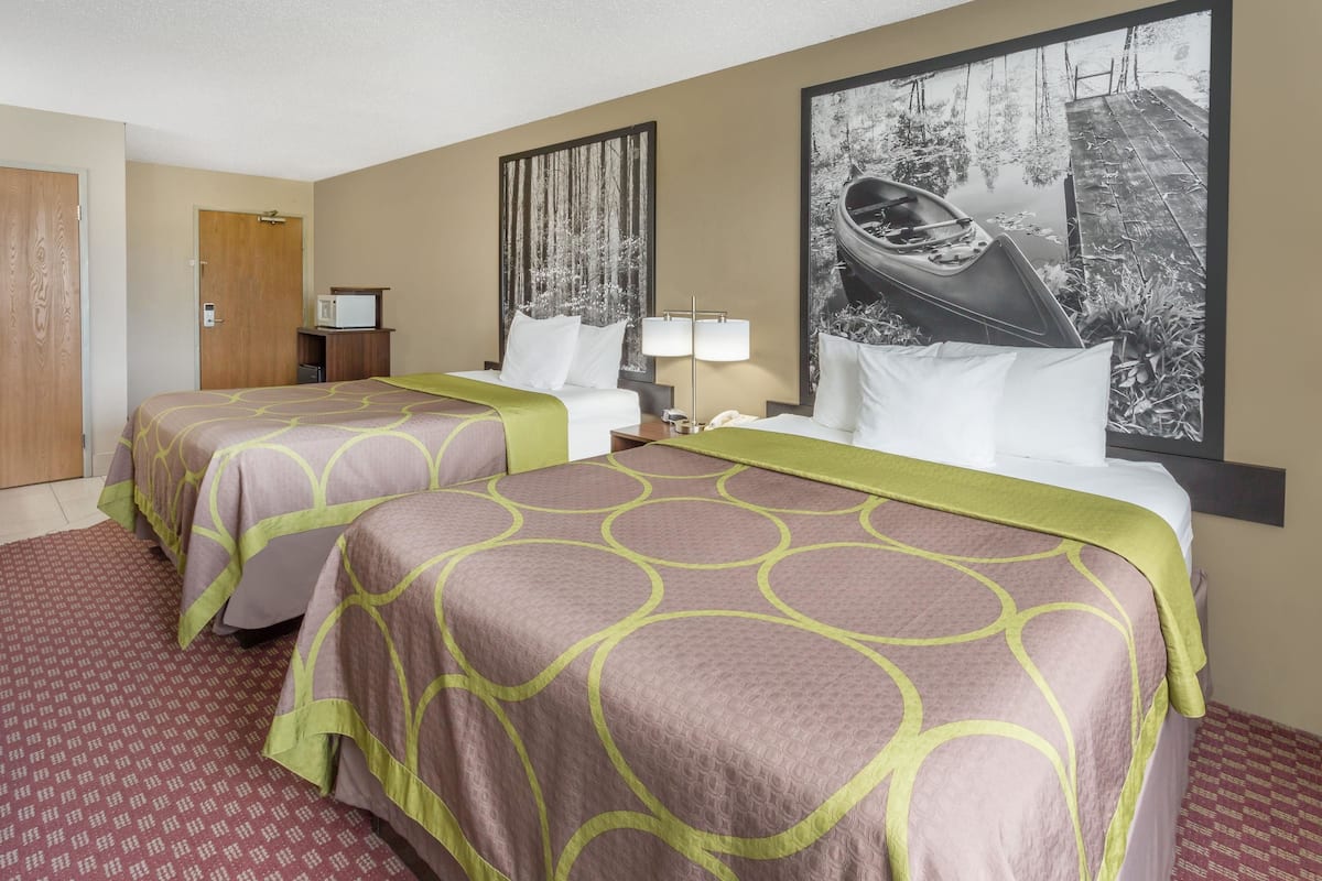 Desk, blackout drapes, iron/ironing board, free WiFi