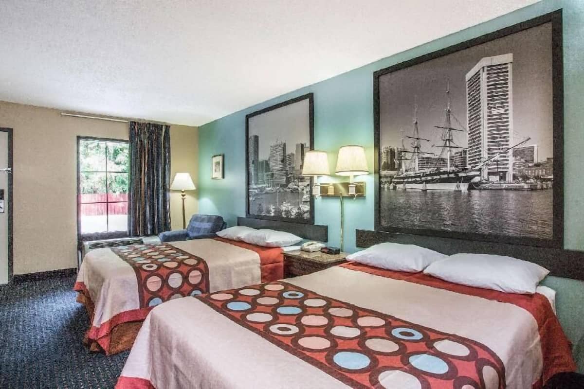 Desk, iron/ironing board, free cots/infant beds, rollaway beds