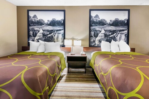 Super 8 by Wyndham Columbia