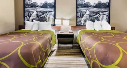 Super 8 by Wyndham Columbia