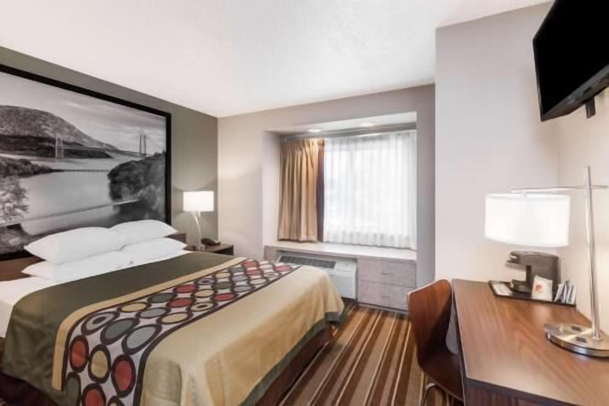 Desk, soundproofing, iron/ironing board, rollaway beds