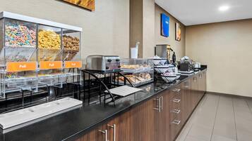 Desayuno para llevar gratuito y diario