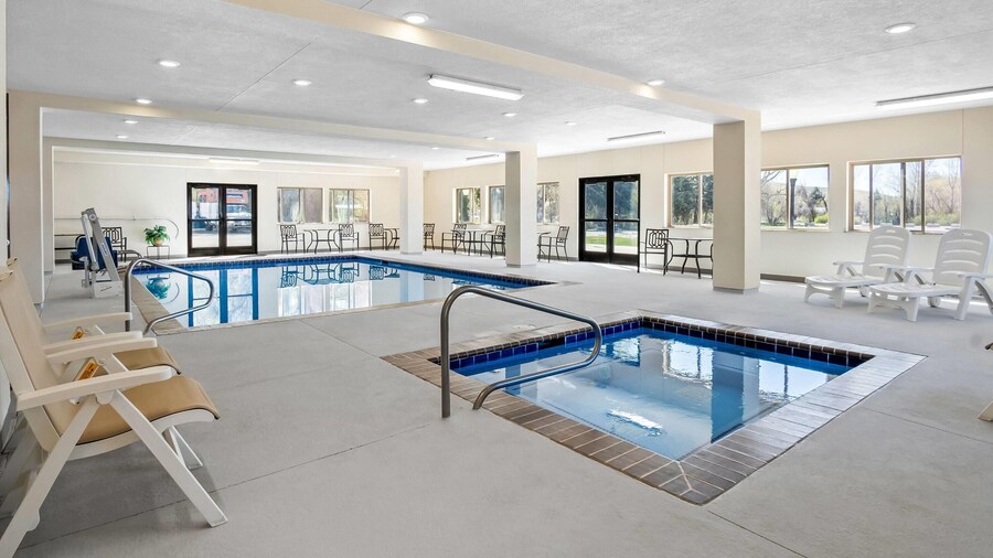 Super 8 by Wyndham Montpelier