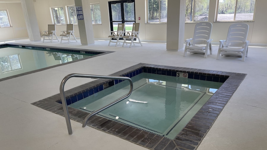 Super 8 by Wyndham Montpelier