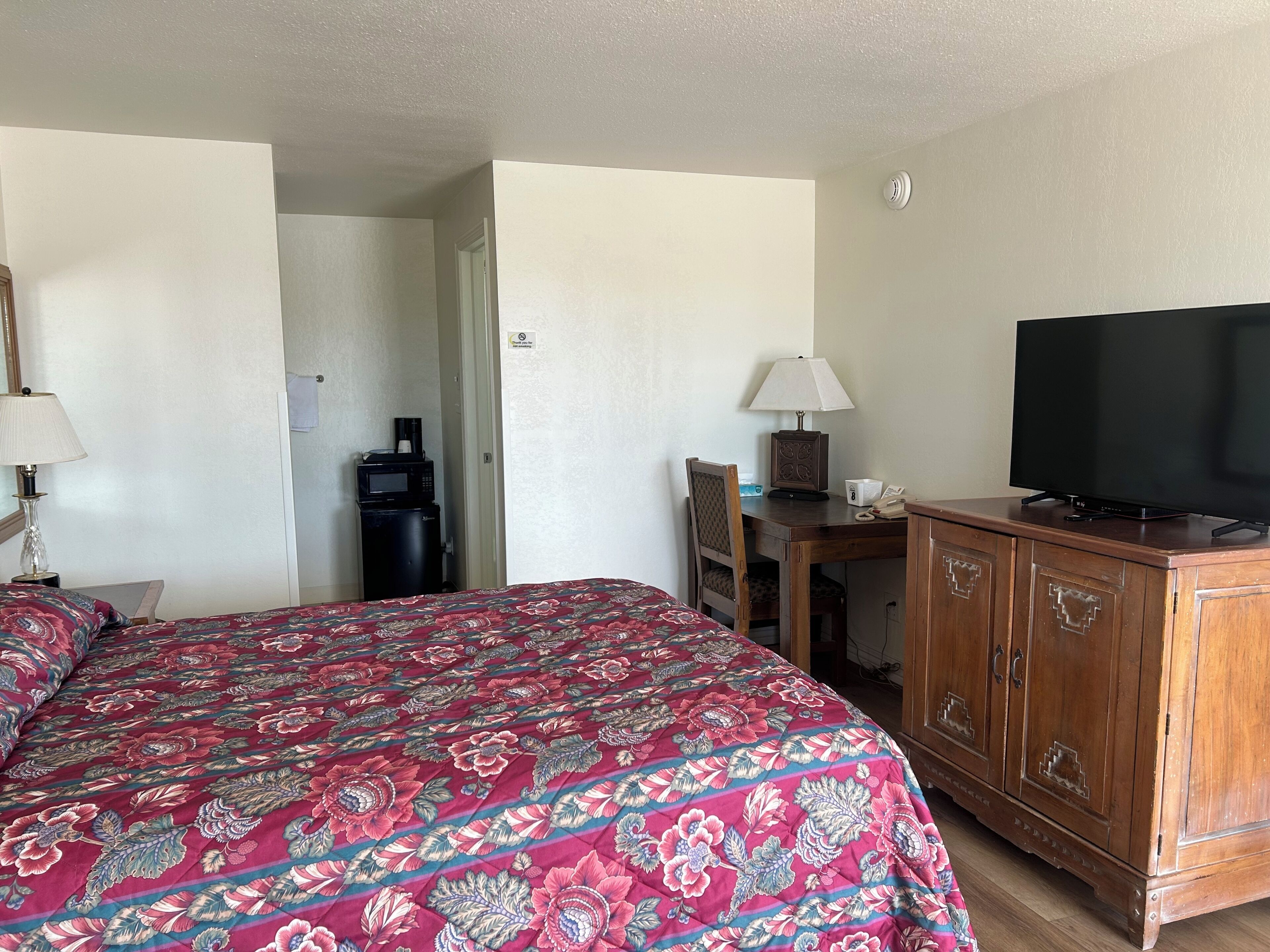 Room, 1 Double Bed, Non Smoking (Offsite)