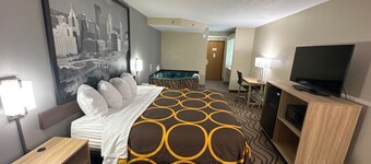 Super 8 by Wyndham Mars/Cranberry/Pittsburgh Area