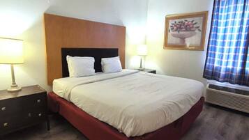 Escrivaninha, ferros/tábuas de passar roupa, Wi-Fi de cortesia