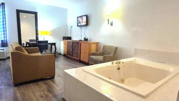 Zimmer, 1 King-Bett, Nichtraucher (Jacuzzi Tub) | Whirlwanne