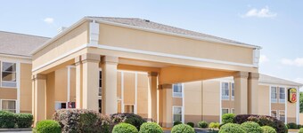 Super 8 by Wyndham Evansville North