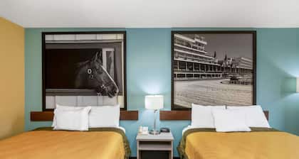 Super 8 by Wyndham Shepherdsville / Louisville South I65