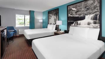 Chambre Standard | Bureau, lits bébé (en supplément), Wi-Fi gratuit, draps fournis