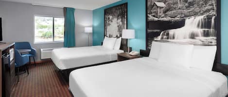 Standard Room | Desk, cribs/infant beds, free WiFi, bed sheets