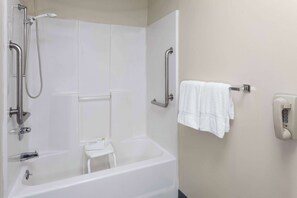 Baño para personas con discapacidad
