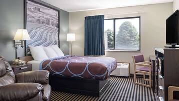 Schreibtisch, Verdunkelungsvorhänge, Bügeleisen/Bügelbrett, Babybetten